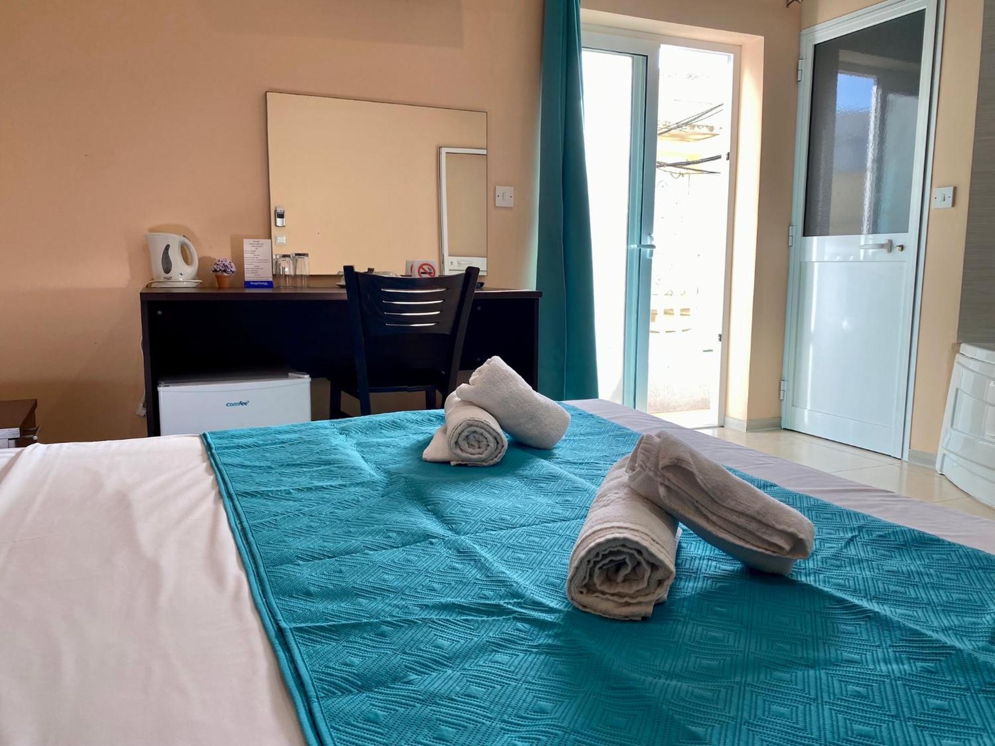 Malta Paradise Hotel Saint Julian's 외부 사진